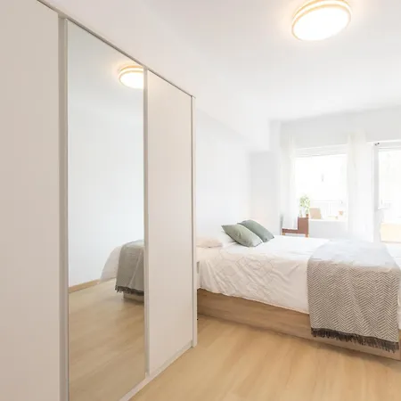 Homely San Juan De Letran Con Terraza Apartman *